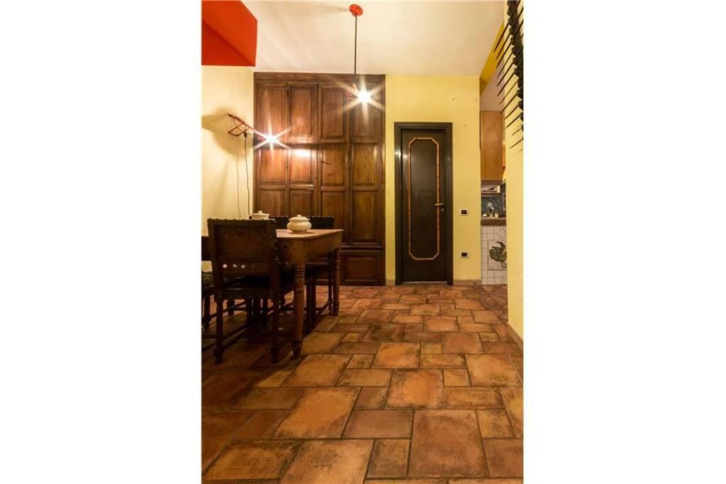 Appartamento Centro Cagliari Buitenkant foto