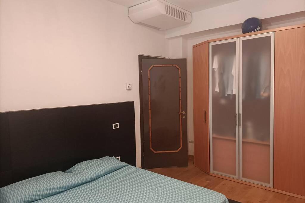 Appartamento Centro Cagliari Buitenkant foto